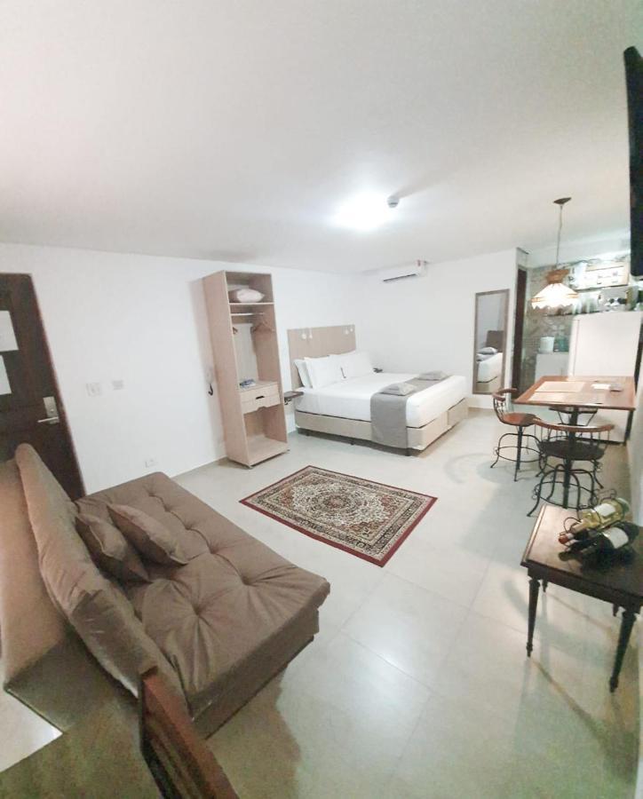 Hotel Chalet Monet - Granja Vianna Cotia  Bagian luar foto