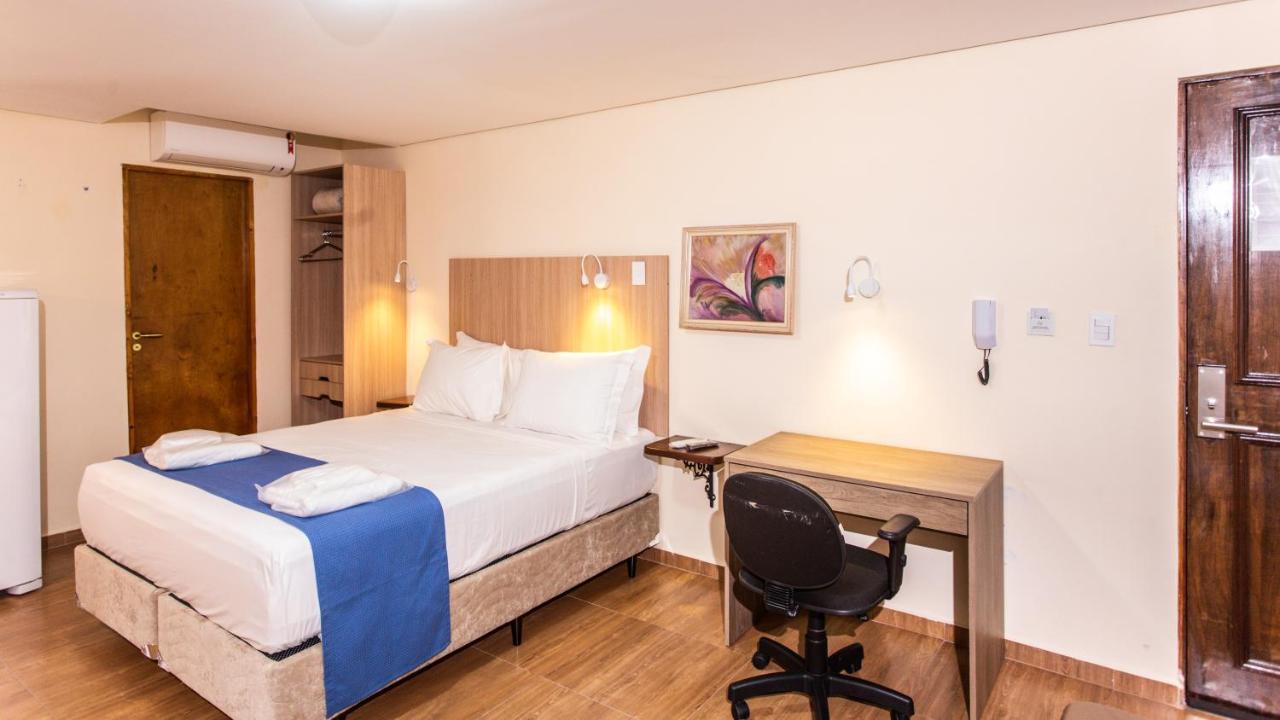 Hotel Chalet Monet - Granja Vianna Cotia  Bagian luar foto