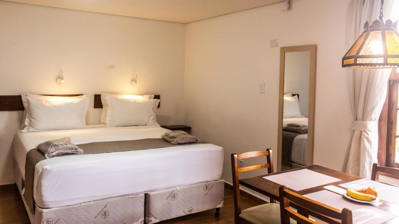 Hotel Chalet Monet - Granja Vianna Cotia  Bagian luar foto