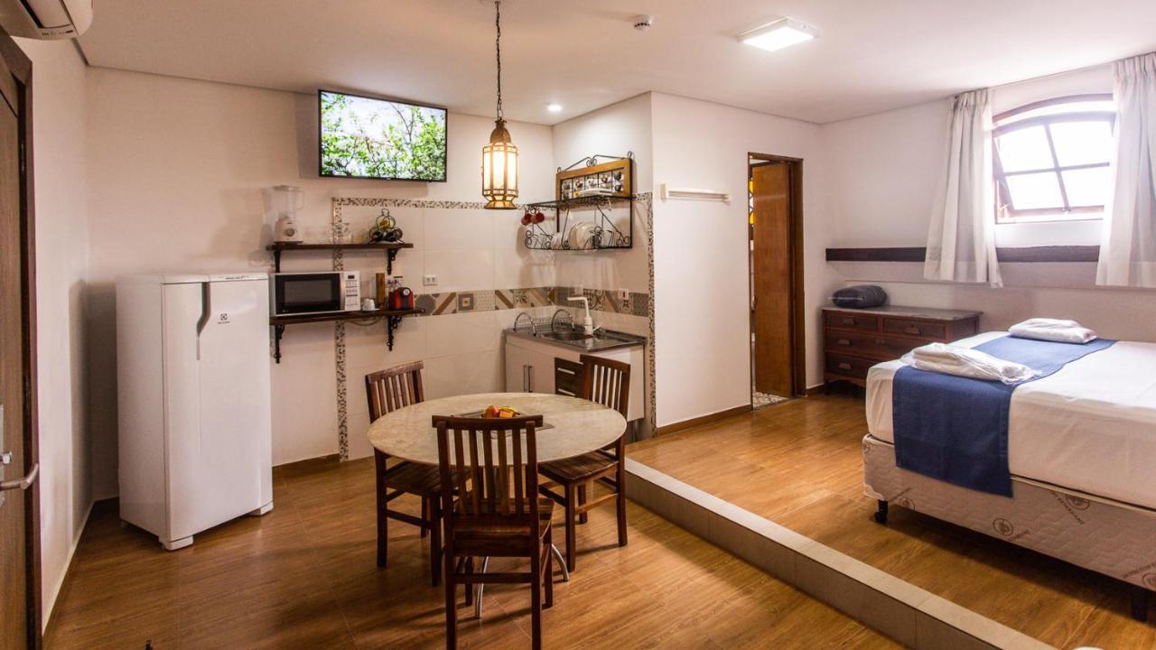 Hotel Chalet Monet - Granja Vianna Cotia  Bagian luar foto